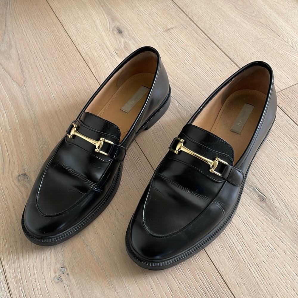 H&M LEATHER Black Loafers